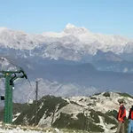 Snezak 2 *